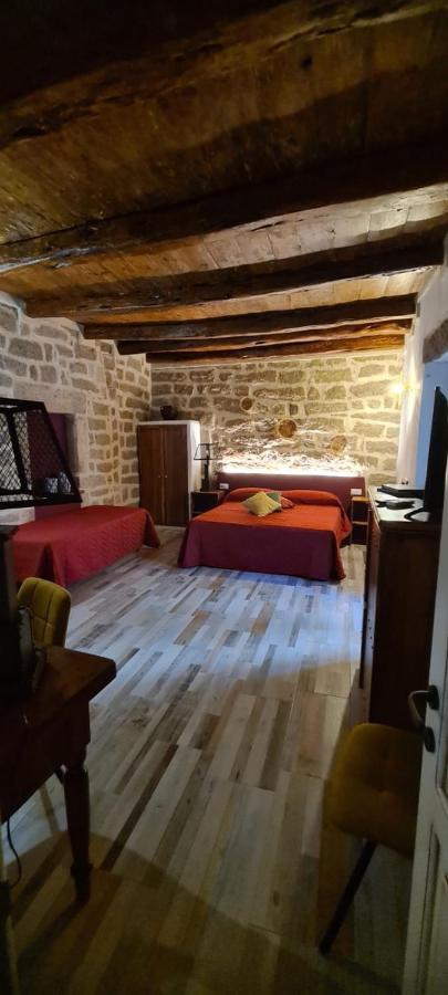 Kabula Bed & Breakfast Olbia Bagian luar foto